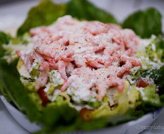 Ceasarsallad med räkor – MATPLATSEN