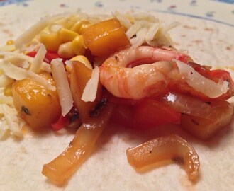 Räkfajitas med chili och mango