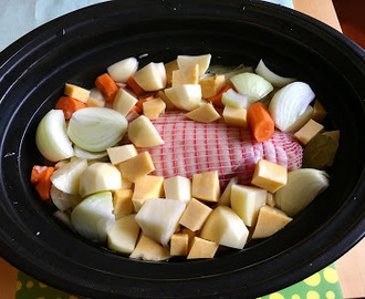 Fläsklägg med rotmos i crock-pot (slow cooker)