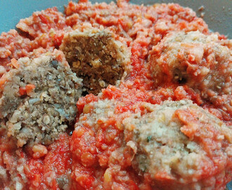 Polpette di lenticchie al sugo