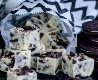 Cookies 'n' Cream Fudge (Oreo Fudge)