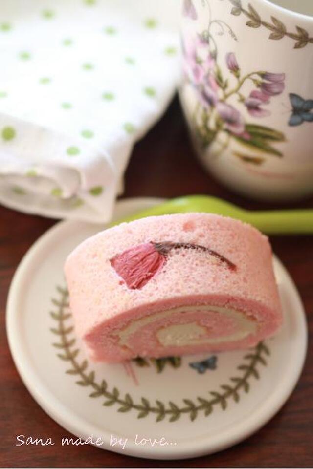 Pink cherry blossom roll cake….