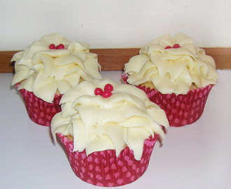 Hallon cupcakes