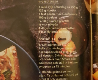 Smördegsflarn Med Riccota Päron Och Ädelost