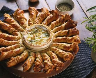 Baked Camembert With Pancetta Breadstick Twists