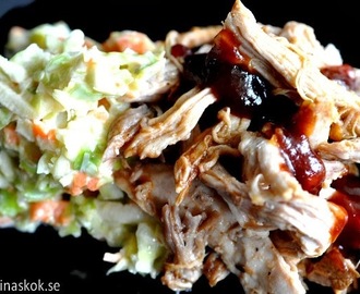 Pulled Pork med Coleslaw och BBQ-sås...