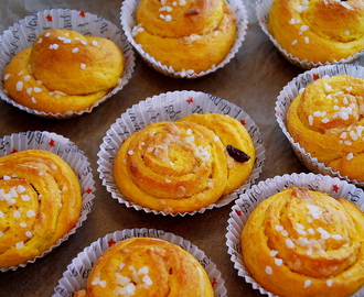 Lussebullar med russin och vitchoklad