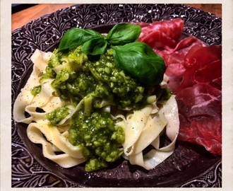 HEMMAGJORD PASTA OCH PESTO PÅ VÄSTERBOTTENSOST