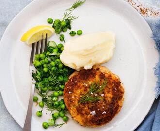 Havs-wallenbergare med ärter och potatismos