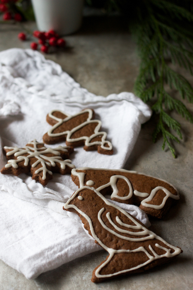 Fresh Gingerbread Cookies - Wholehearted Eats
