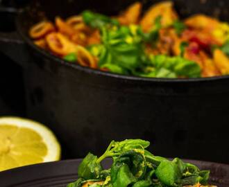 Vegansk One-pot-pasta med soltorkad tomat