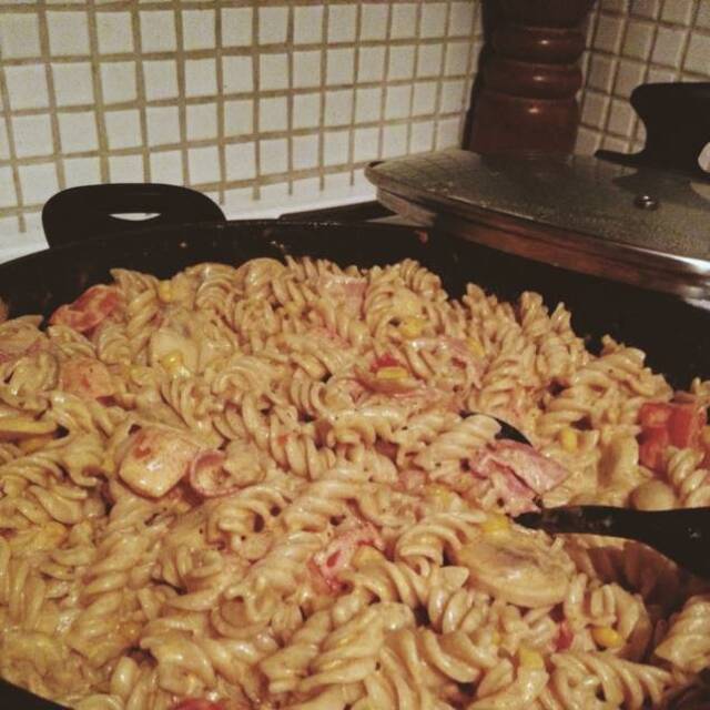 Enkel krämig pasta med bacon