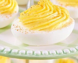 Djävulsägg (deviled eggs)