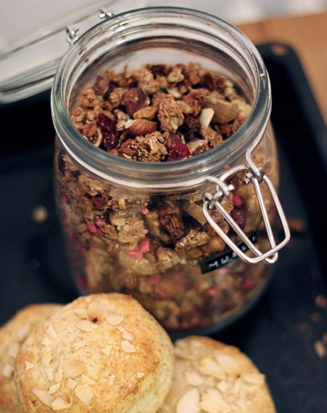 Scones och rostad musli, två favoritrecept!