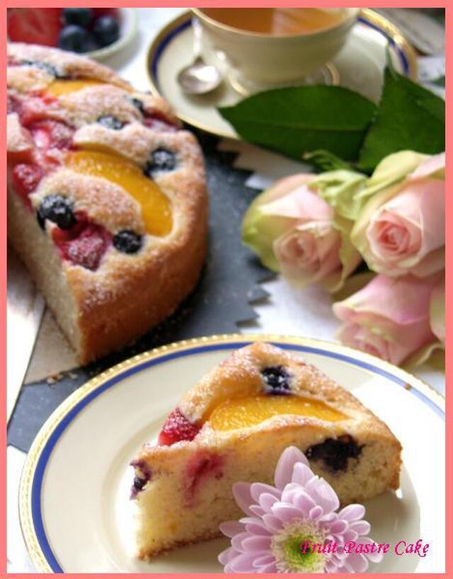 Höst Bakar med Fruit Pastry Cake.