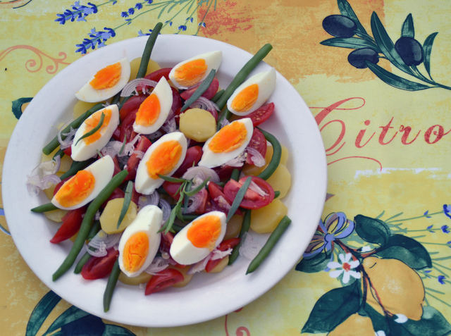Salade dijonnaise – potatissallad med ägg & fransk senap