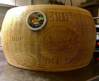 Parmigiano Reggiano - kungen av ostar