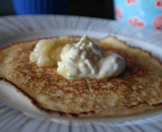 Plättar med passionskvarg och mosad banan