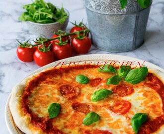 Margherita pizza