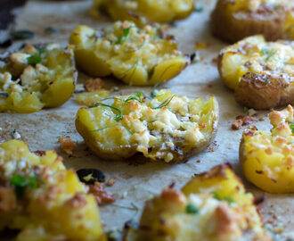 Smashed potato med vitlök och feta