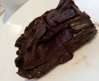 Raw brownie