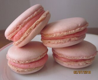 Smultronmacarons