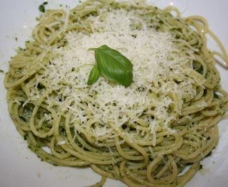 Spagetti med pesto genovese