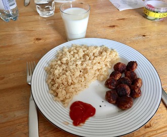 Köttbullar och makaroner