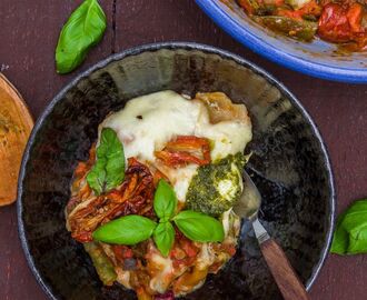 Krämig lasagne med sparris, sockerärtor, soltorkade tomater & aubergine