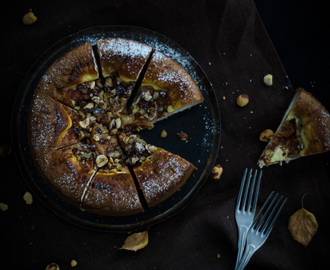 Gluten Free and Low Carb Apple Cheesecake Coffee Cake (Glutenfri Äpplekaka med cheesecakefyllning)