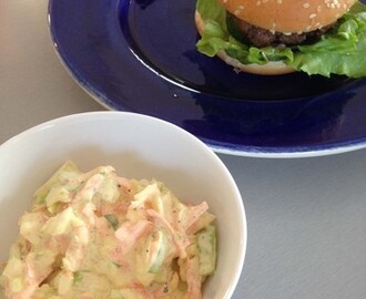 Hamburgare med egen coleslaw