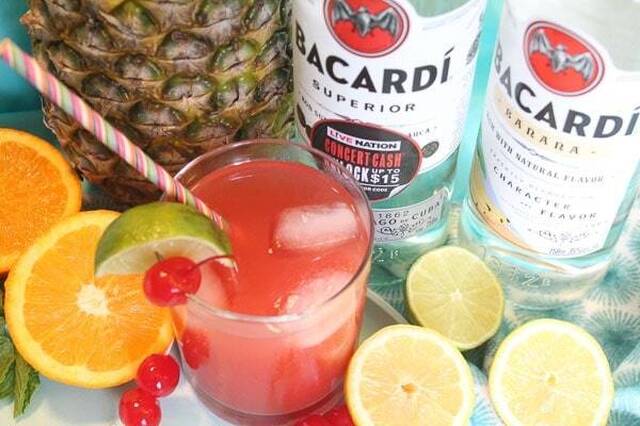 5 Minute Tropical Rum Punch Cocktail Recipe