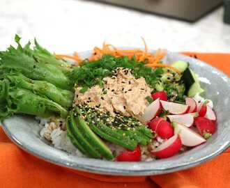 Asiatisk rice bowl med tonfiskröra