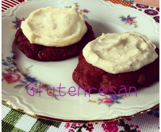 Naturligt glutenfria Red Velvet Cookies