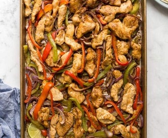 Sheet Pan Chicken Fajitas