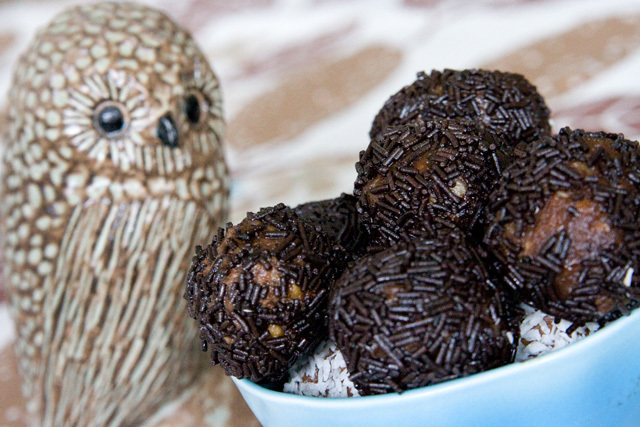 Chokladbollar med jordnötssmör