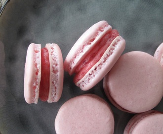 Hallonmacarons