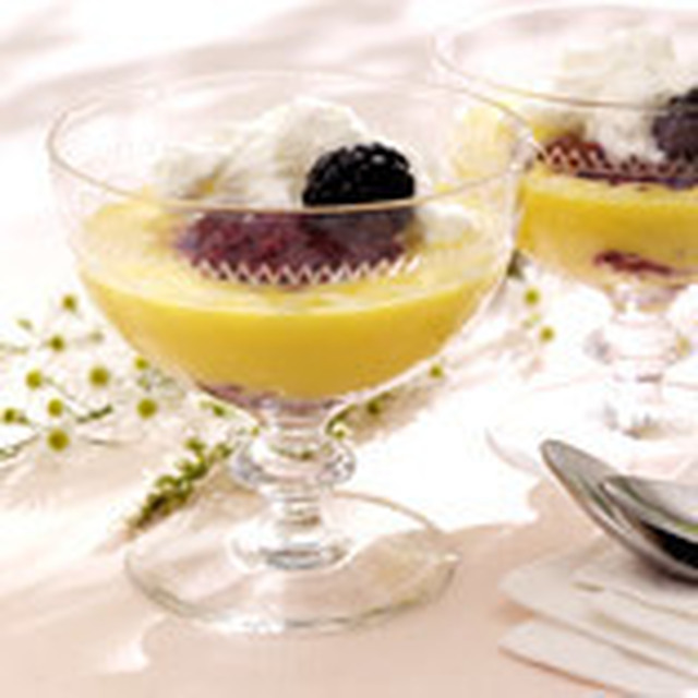 Dessert i glas med ägglikör