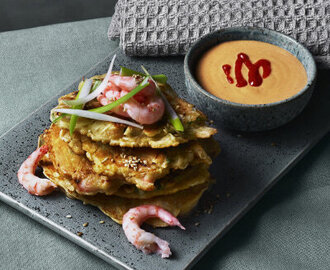 Lotta Lundgren - Okonomiyaki med räkor