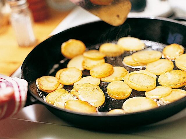 Råstekta potatis