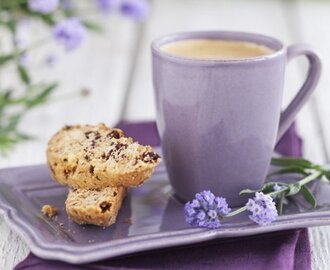 Skorpor med lavendel och choklad