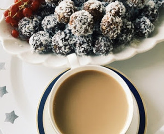 Underbara sockerfria chokladbollar med smak av hallon