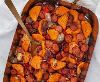 Timjanrostad sötpotatis och chorizo på plåt