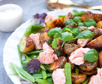 Laxfilé med chimichurridressad potatis