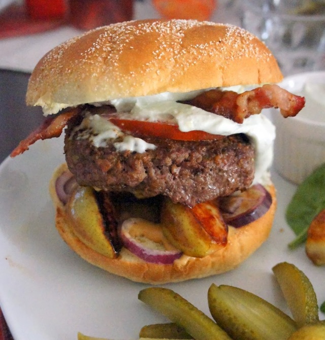 Bacon burger with blue-cheese dressing