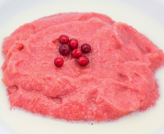Whipped Lingonberry Porridge