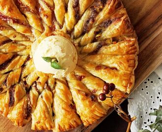 4 in 1 Twist Pie [Video] | Recipe [Video] | Puff pastry recipes, Cooking recipes, Desserts