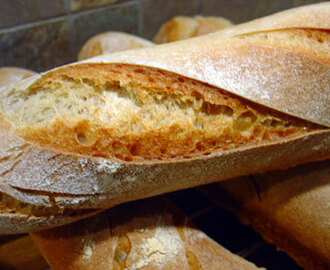 Baguette de tradition Française med lite råg