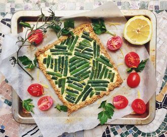 Glutenfri galette med keso- och parmesankräm och haricots verts