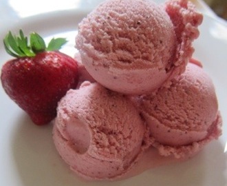 Strawberries and cream – ice cream
